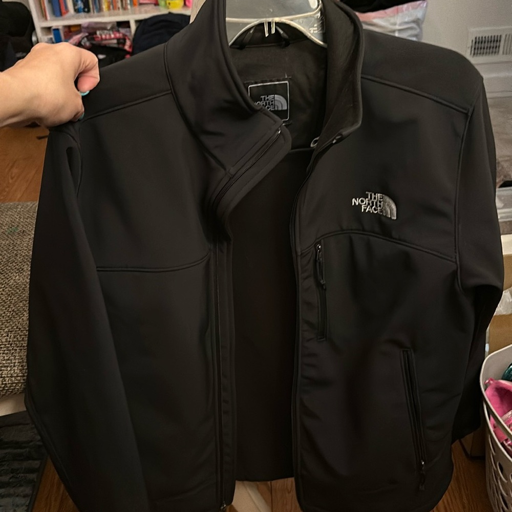 North face black men’s jacket